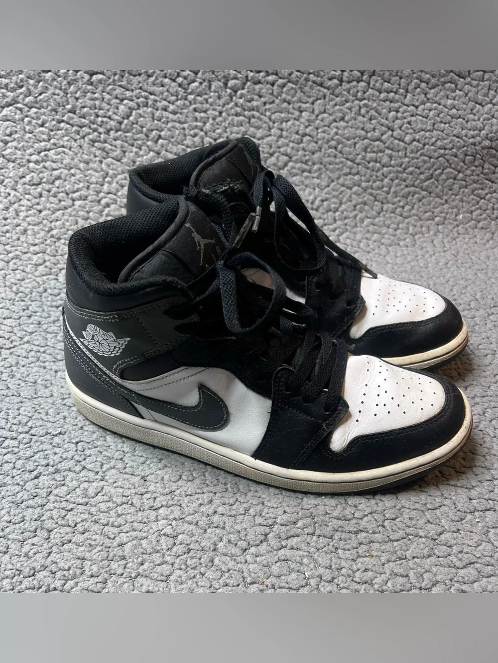 Nike Air Jordan 1 Mid Iron Grey Mens Size 8 Athletic Sneakers DQ8426-001